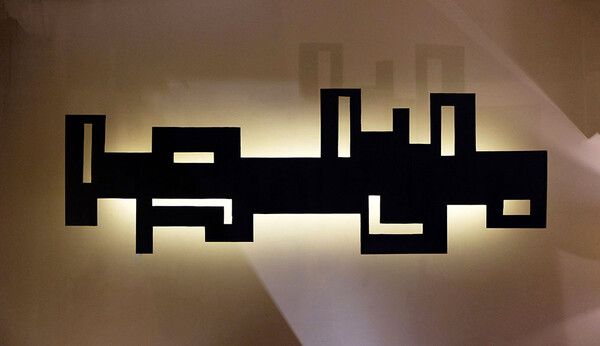 monumental-french-wall-light-1960s-fradin-labrosse