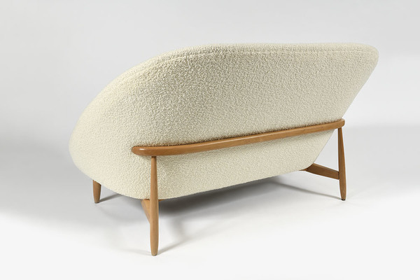 Theo Ruth beech base 115 sofa